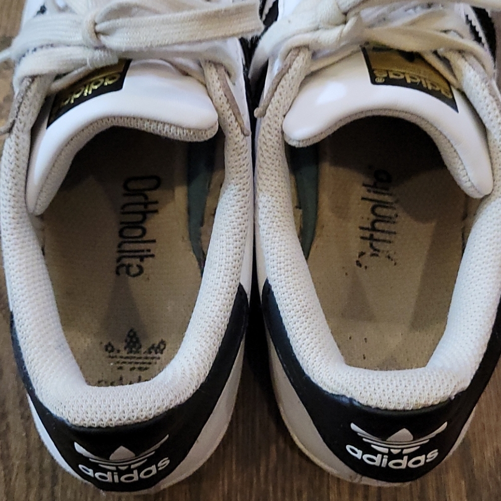 Gymshoes - Picture 4 of 5